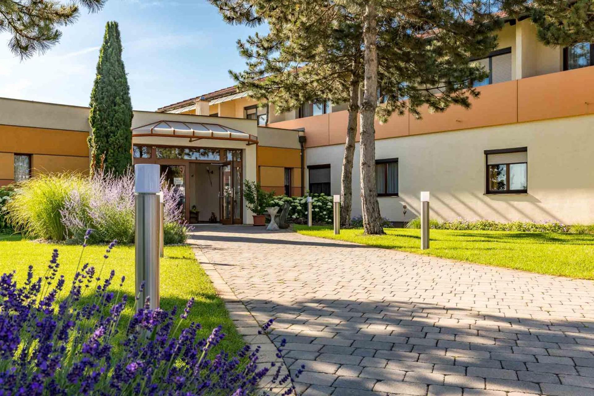 Hotel Garni Steinfeld Bécsújhely Kültér fotó