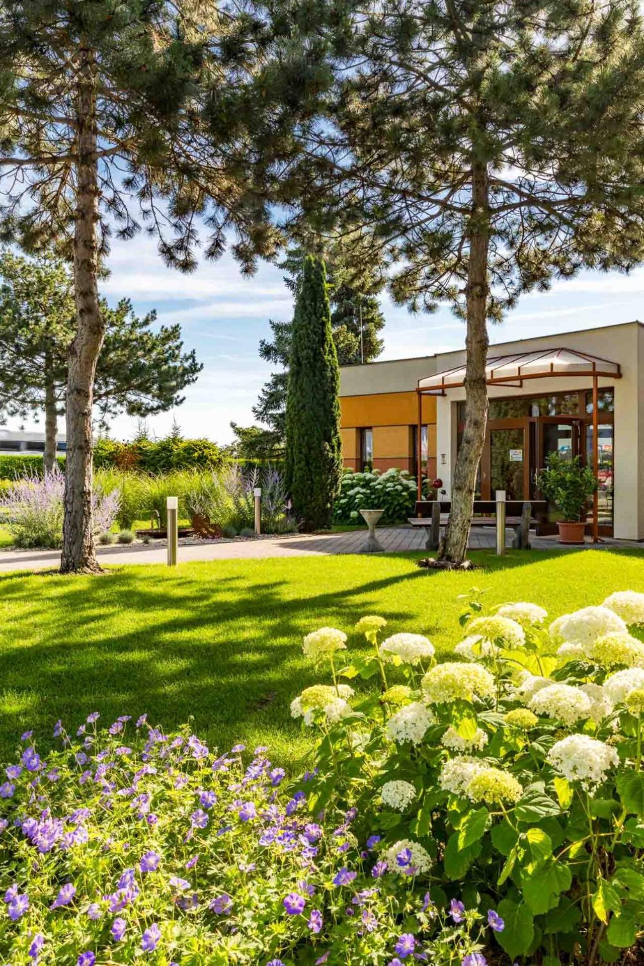 Hotel Garni Steinfeld Bécsújhely Kültér fotó