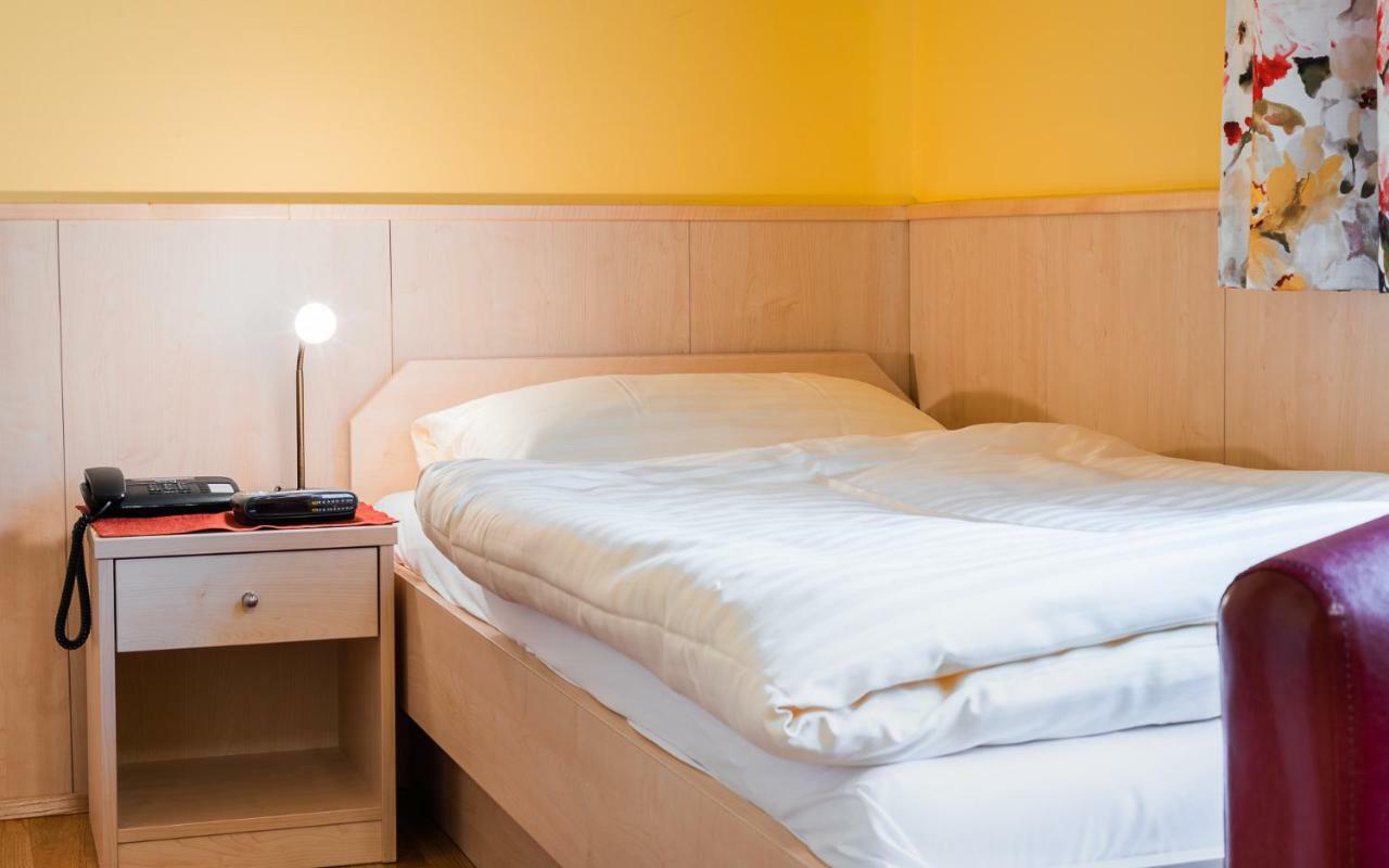 Hotel Garni Steinfeld Bécsújhely Kültér fotó